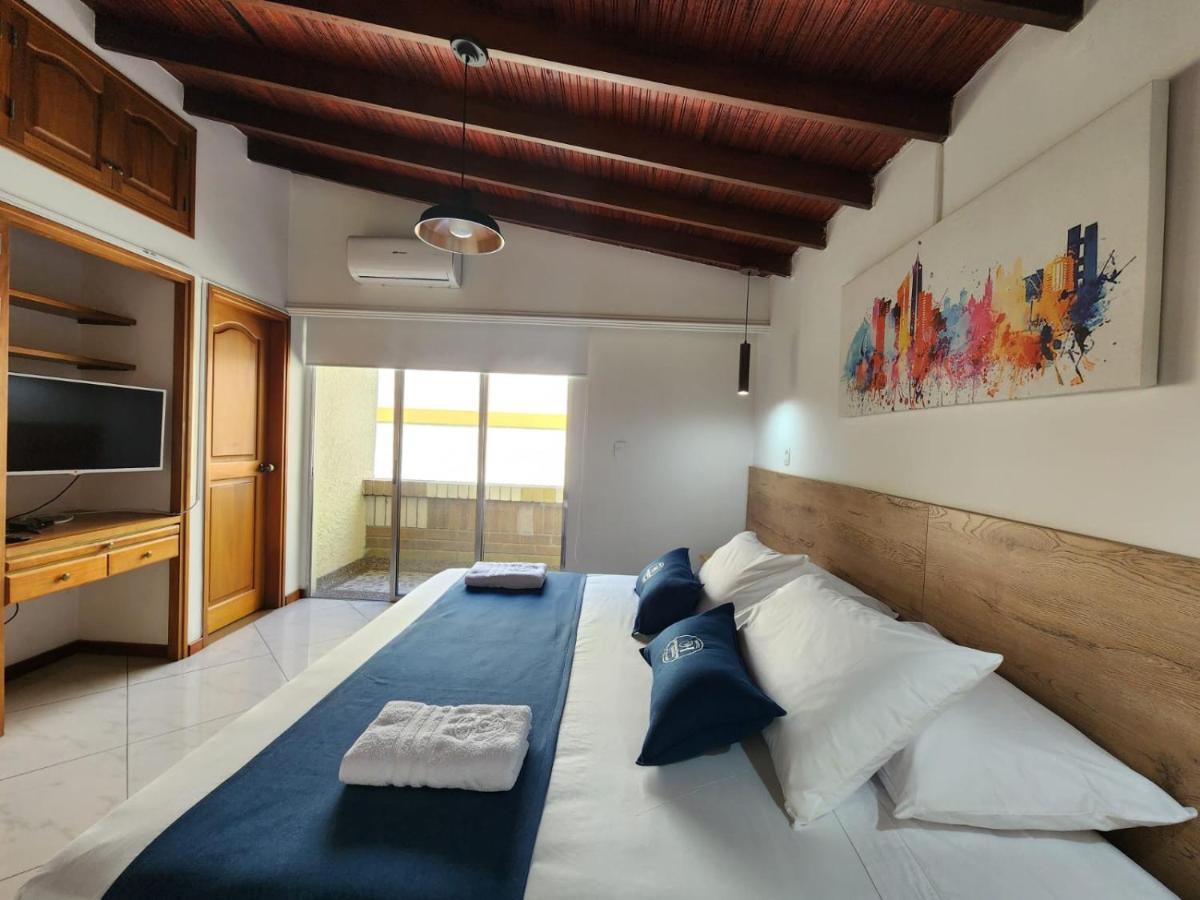 Hotel Boutique Deluxe Home Медельин Экстерьер фото