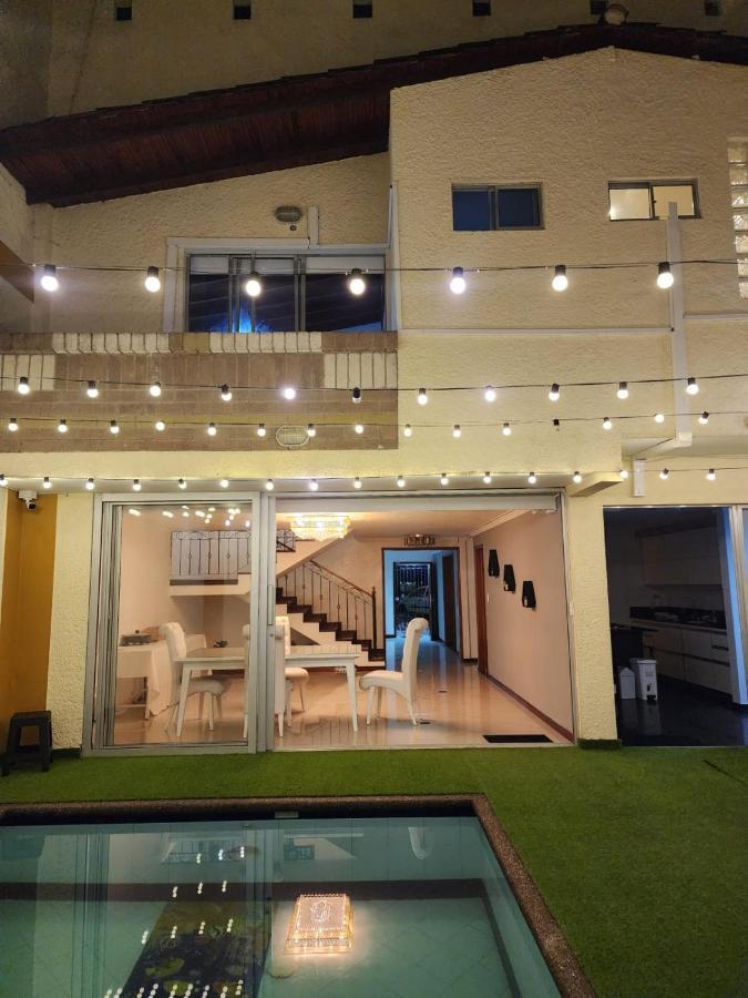 Hotel Boutique Deluxe Home Медельин Экстерьер фото