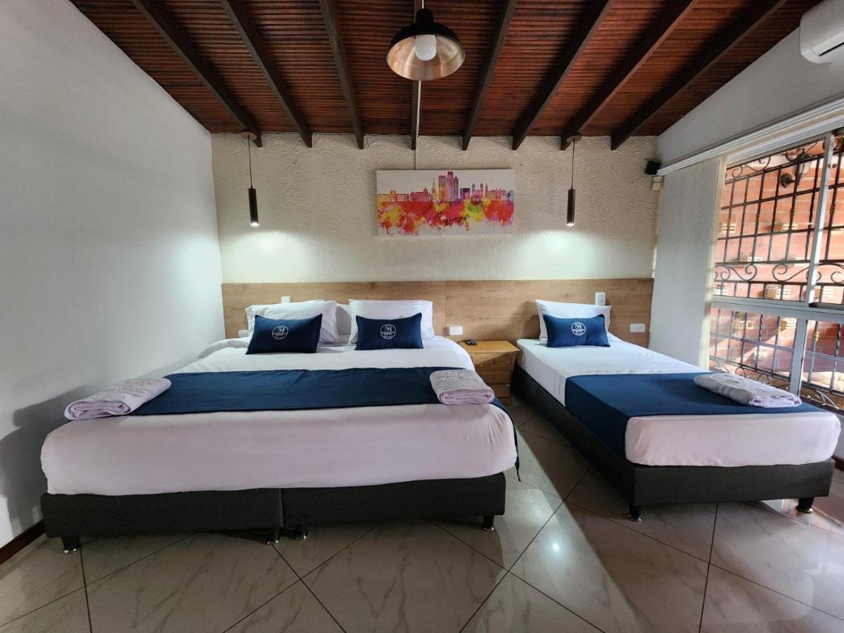 Hotel Boutique Deluxe Home Медельин Экстерьер фото